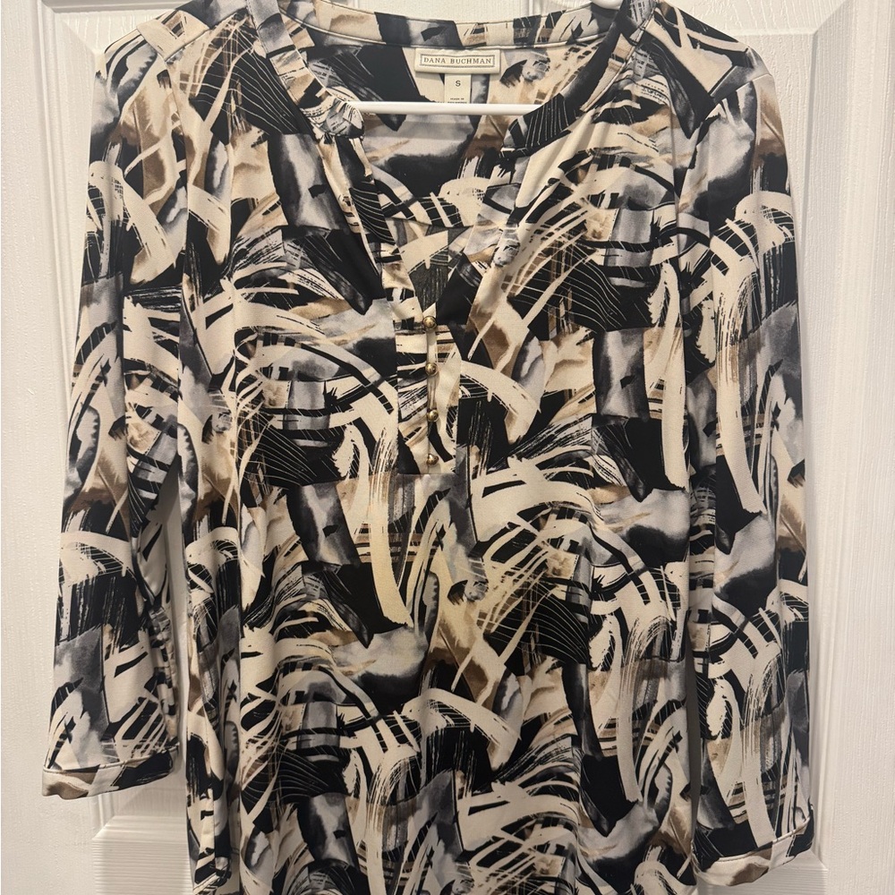 Dana Buchman Women's Abstract Print Blouse - Black, Cream, and Tan